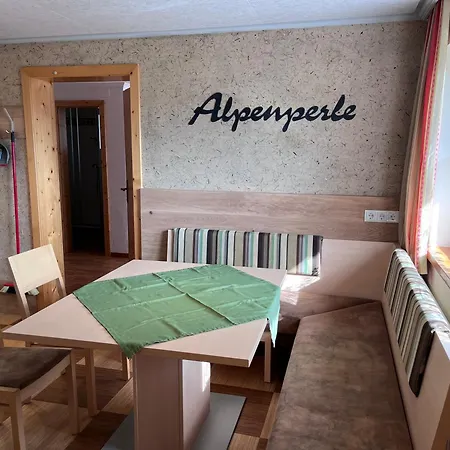 Alpenperle アパート シュラートミンク