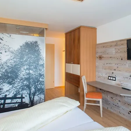 Alpenperle Apartman *